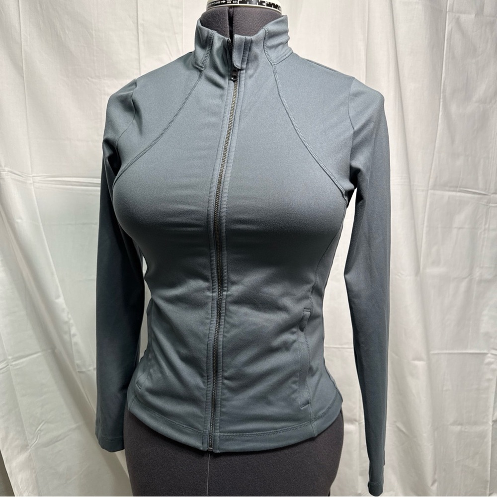 Hollister Co Gilly Hicks Recharge full zip warmup jacket